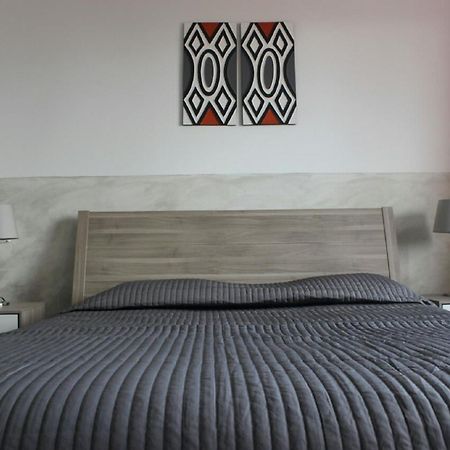 5 Swiss Hotel Кигали Стая снимка